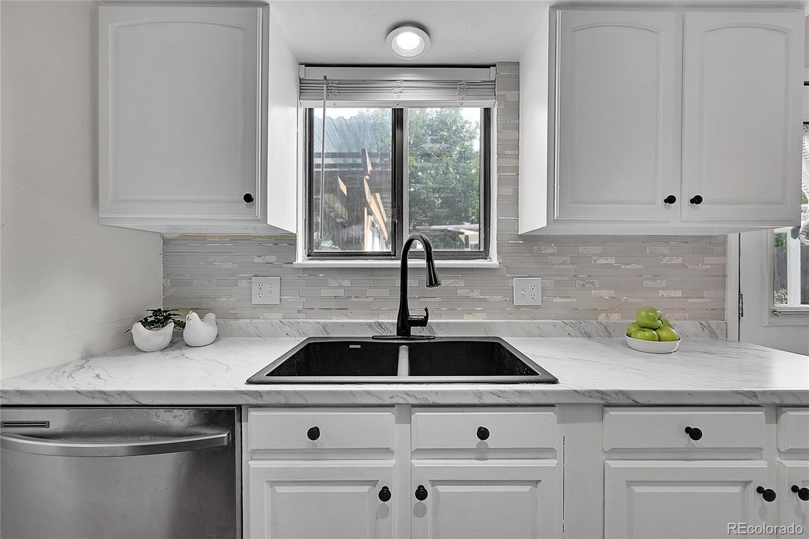 MLS Image #12 for 17128 e jefferson avenue,aurora, Colorado