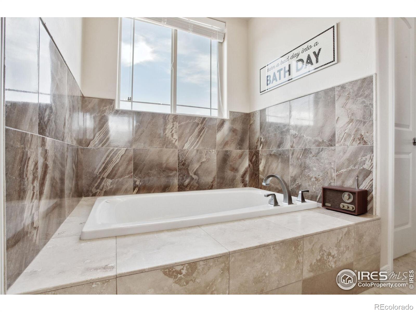 MLS Image #23 for 1684  silverado lane,fort lupton, Colorado