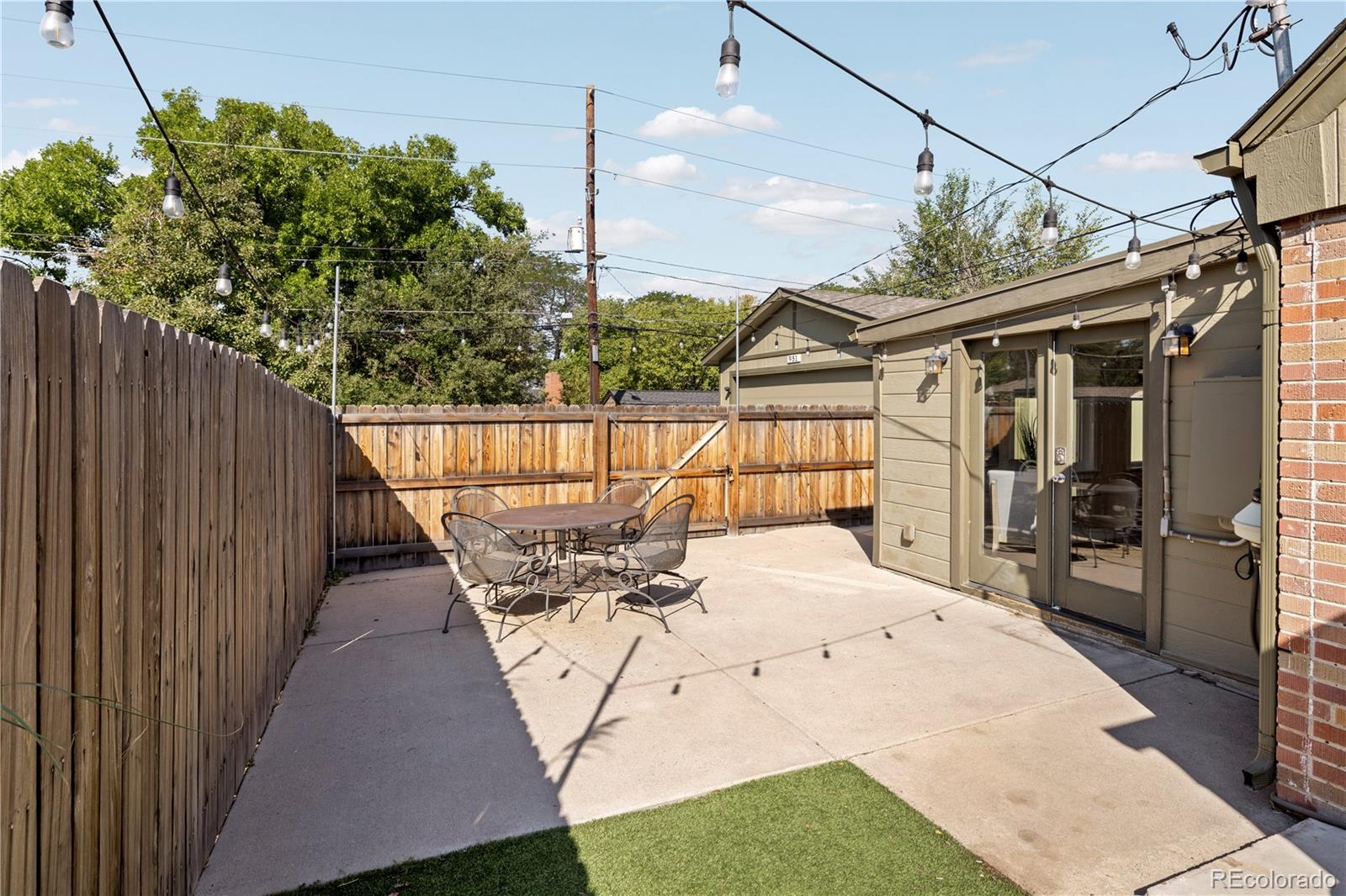 MLS Image #28 for 951 n quebec street,denver, Colorado