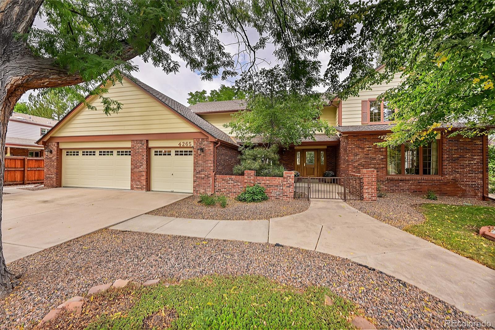 MLS Image #2 for 4265 w lake circle,littleton, Colorado