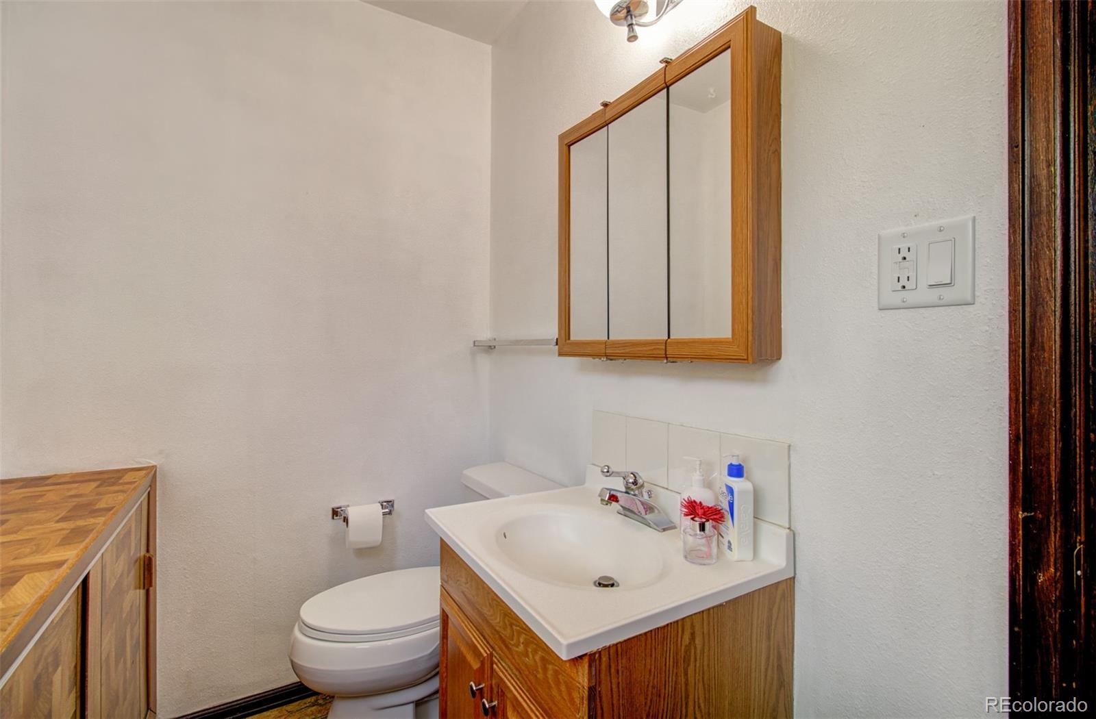 MLS Image #13 for 210  pine avenue,colorado springs, Colorado