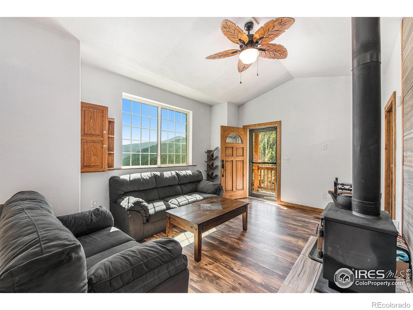 MLS Image #2 for 1368  dunraven glade road,glen haven, Colorado