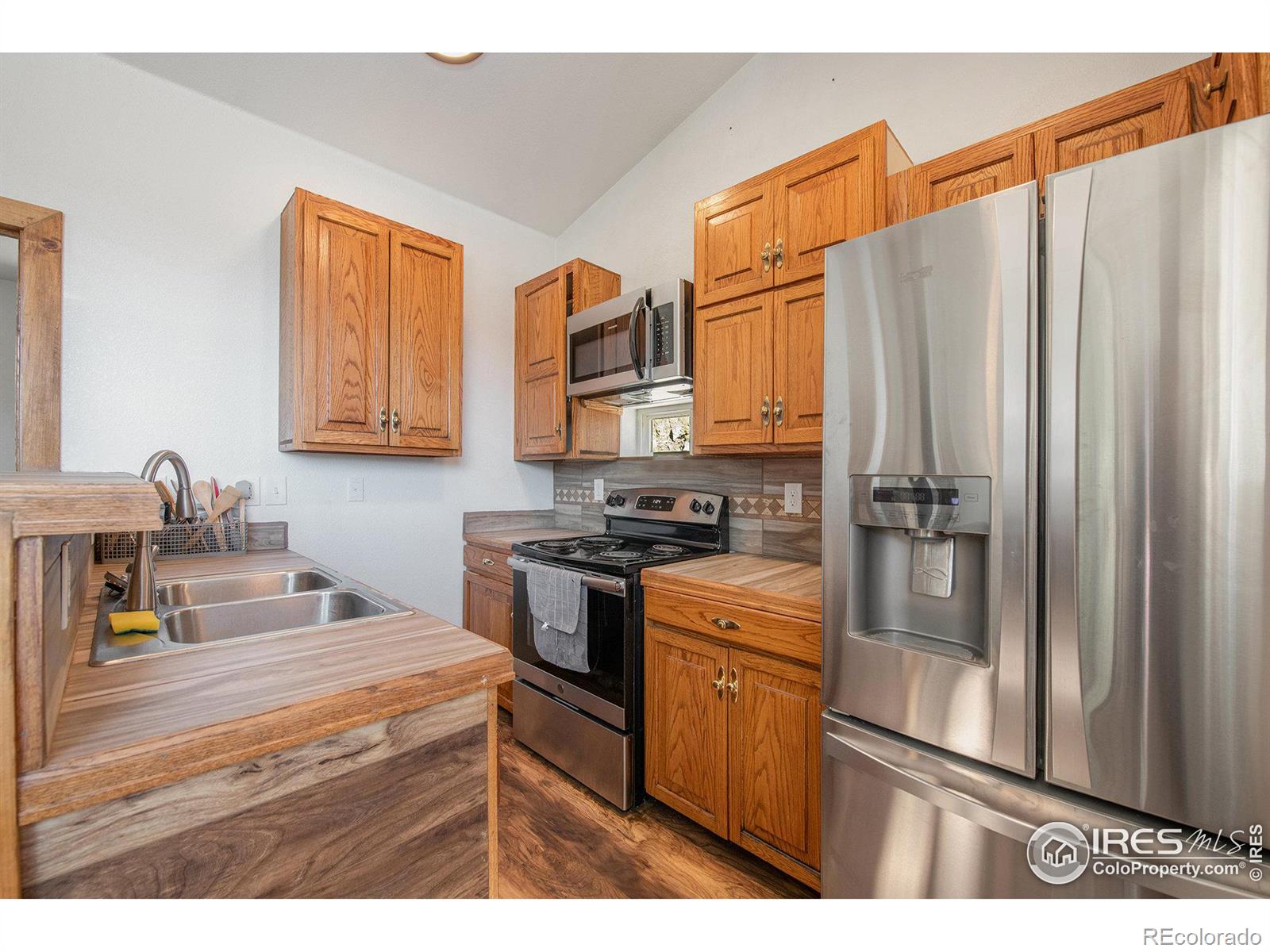 MLS Image #4 for 1368  dunraven glade road,glen haven, Colorado