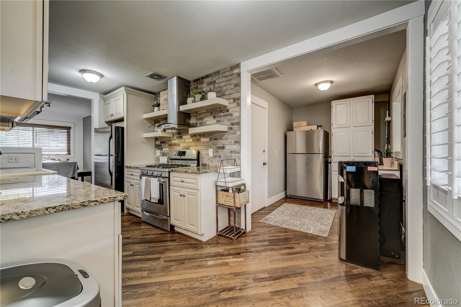 MLS Image #7 for 2456 s patton court,denver, Colorado