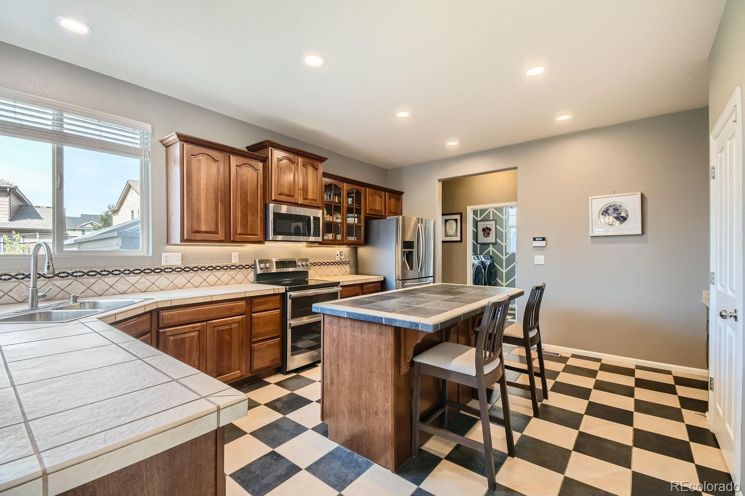 MLS Image #8 for 10277 e telluride court,commerce city, Colorado