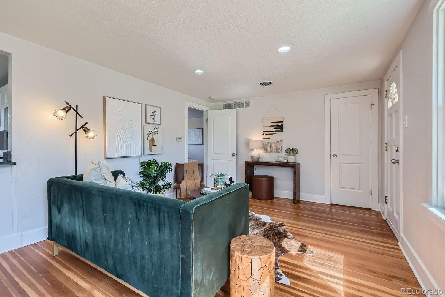 MLS Image #3 for 4825 s logan street,englewood, Colorado