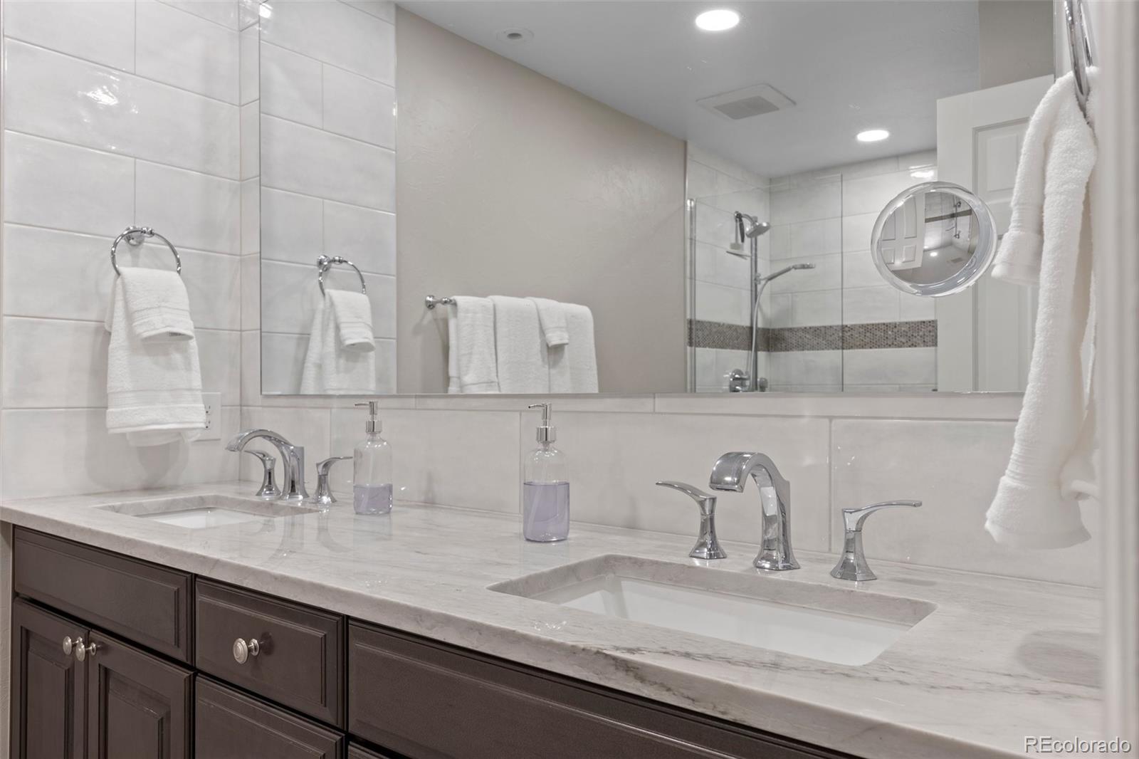 MLS Image #30 for 560  front range road,littleton, Colorado