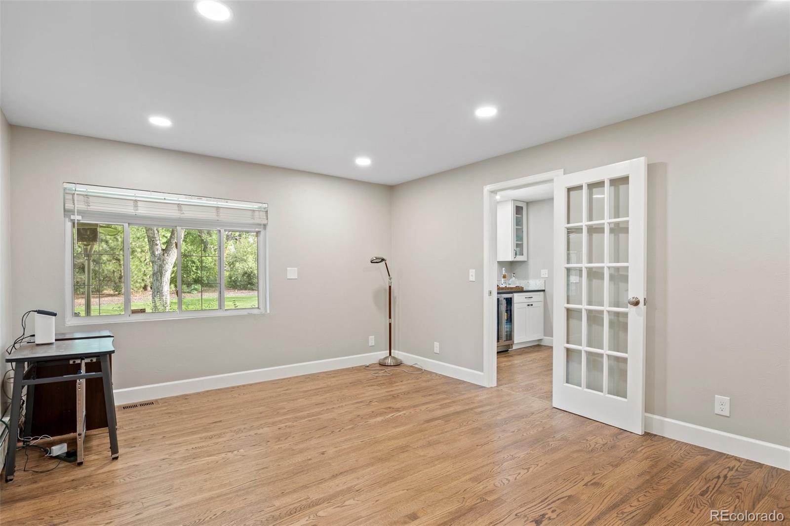 MLS Image #33 for 560  front range road,littleton, Colorado