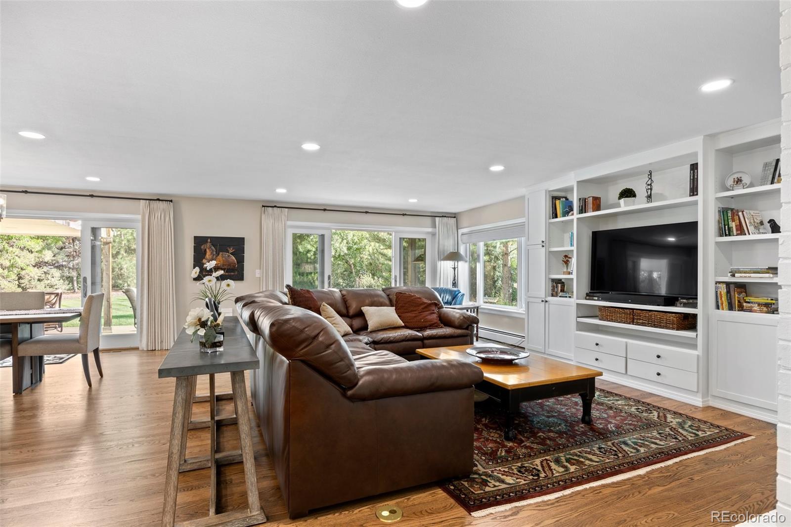 MLS Image #7 for 560  front range road,littleton, Colorado