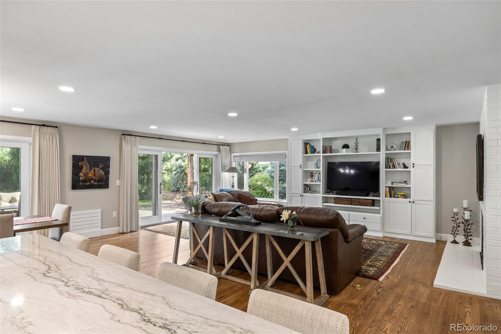 MLS Image #8 for 560  front range road,littleton, Colorado