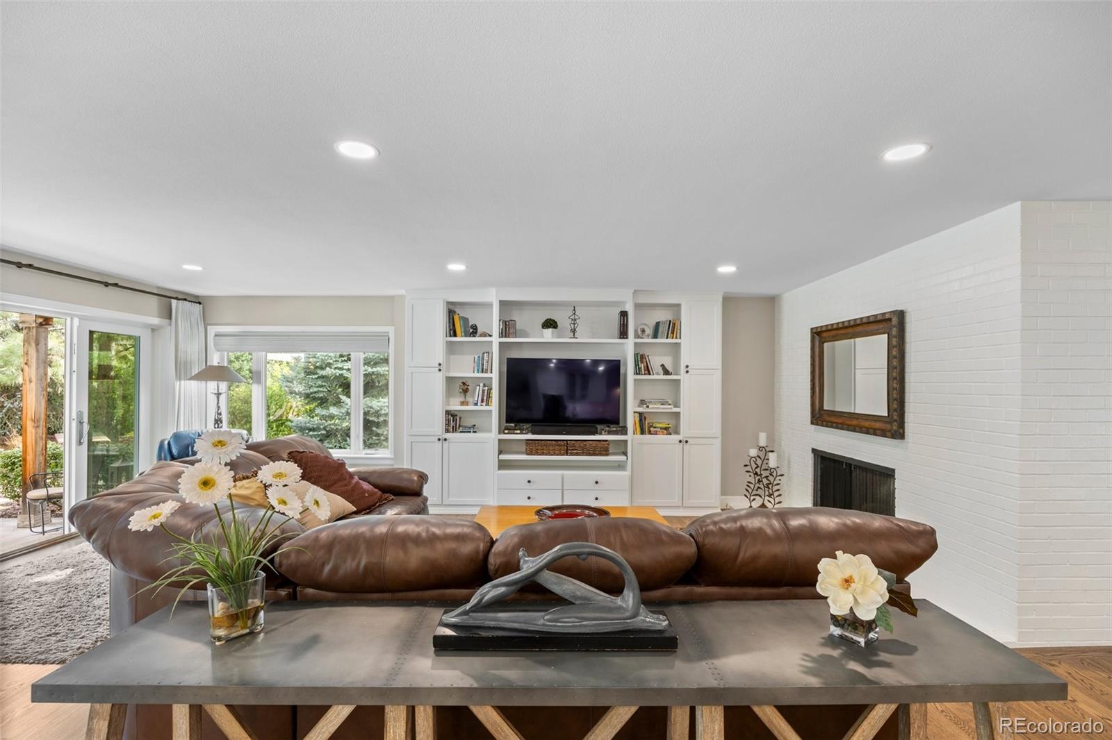 MLS Image #9 for 560  front range road,littleton, Colorado