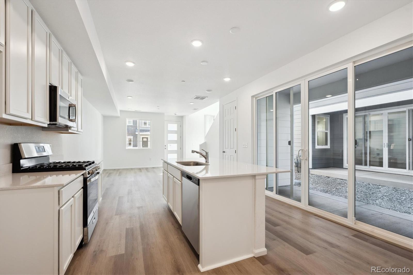 MLS Image #5 for 1264  penner drive,erie, Colorado