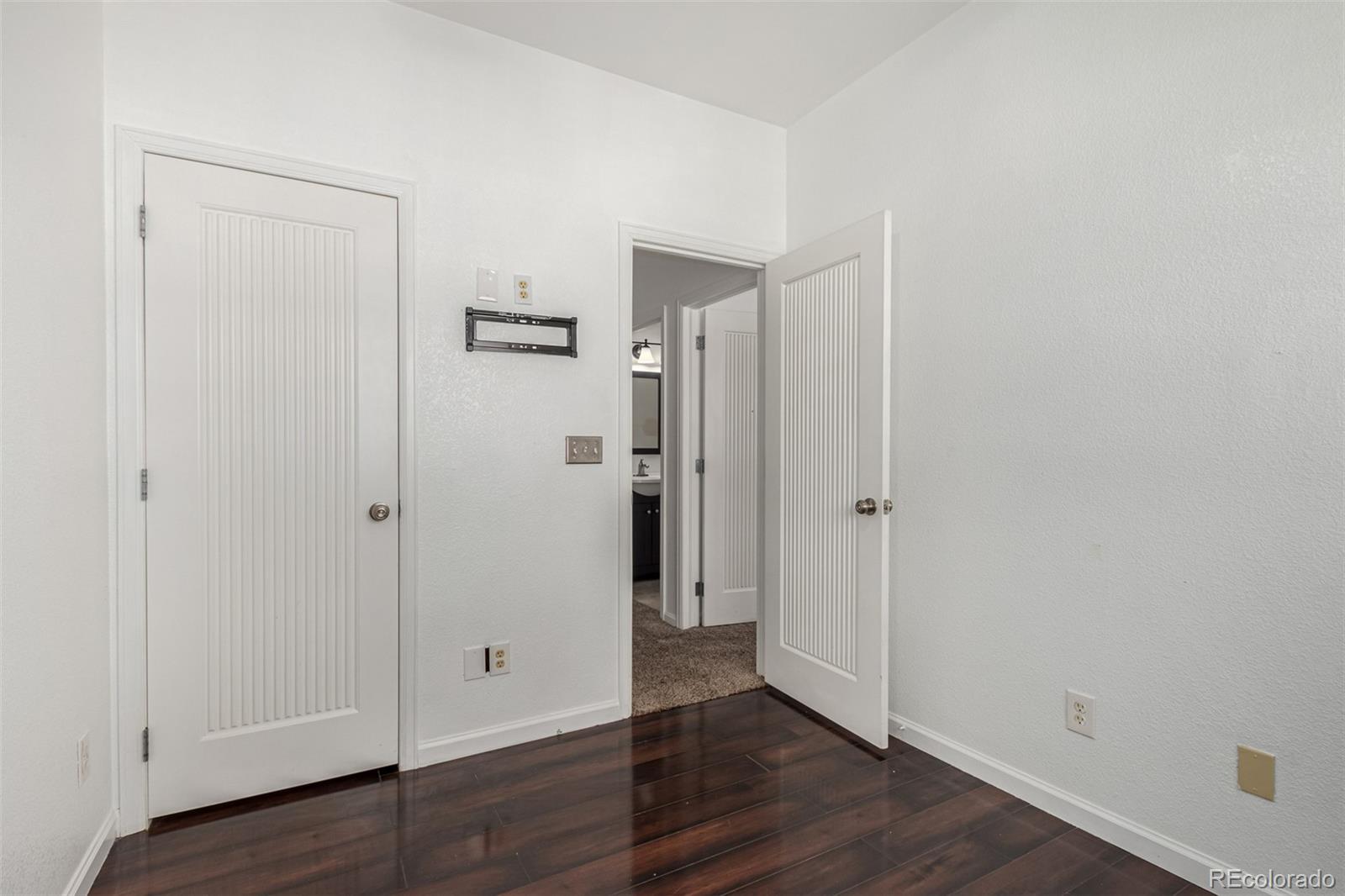 MLS Image #15 for 8199  welby road,denver, Colorado