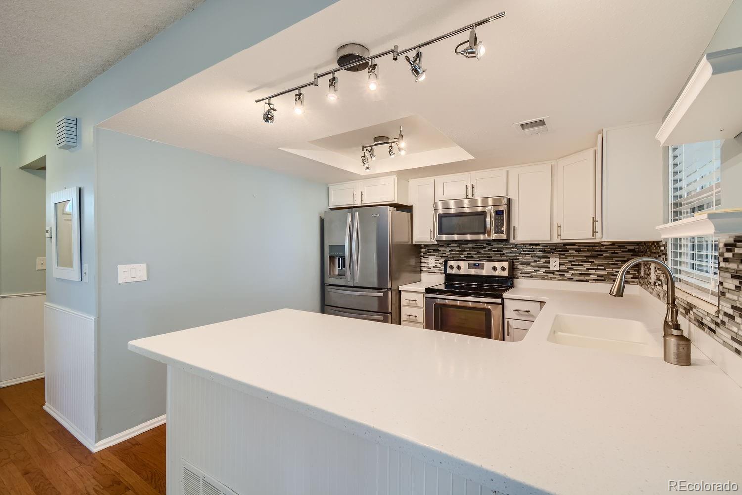 MLS Image #11 for 12554 e pacific circle,aurora, Colorado