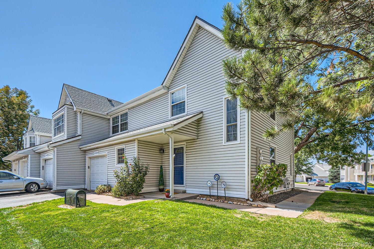 MLS Image #2 for 12554 e pacific circle,aurora, Colorado