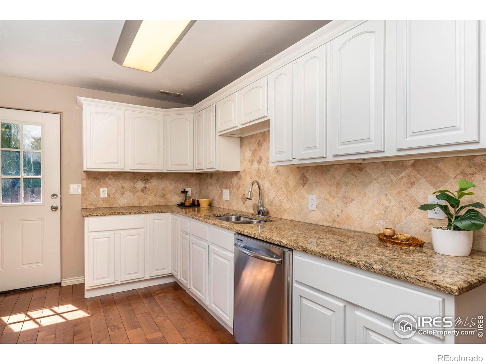 MLS Image #9 for 4834  knox court,denver, Colorado