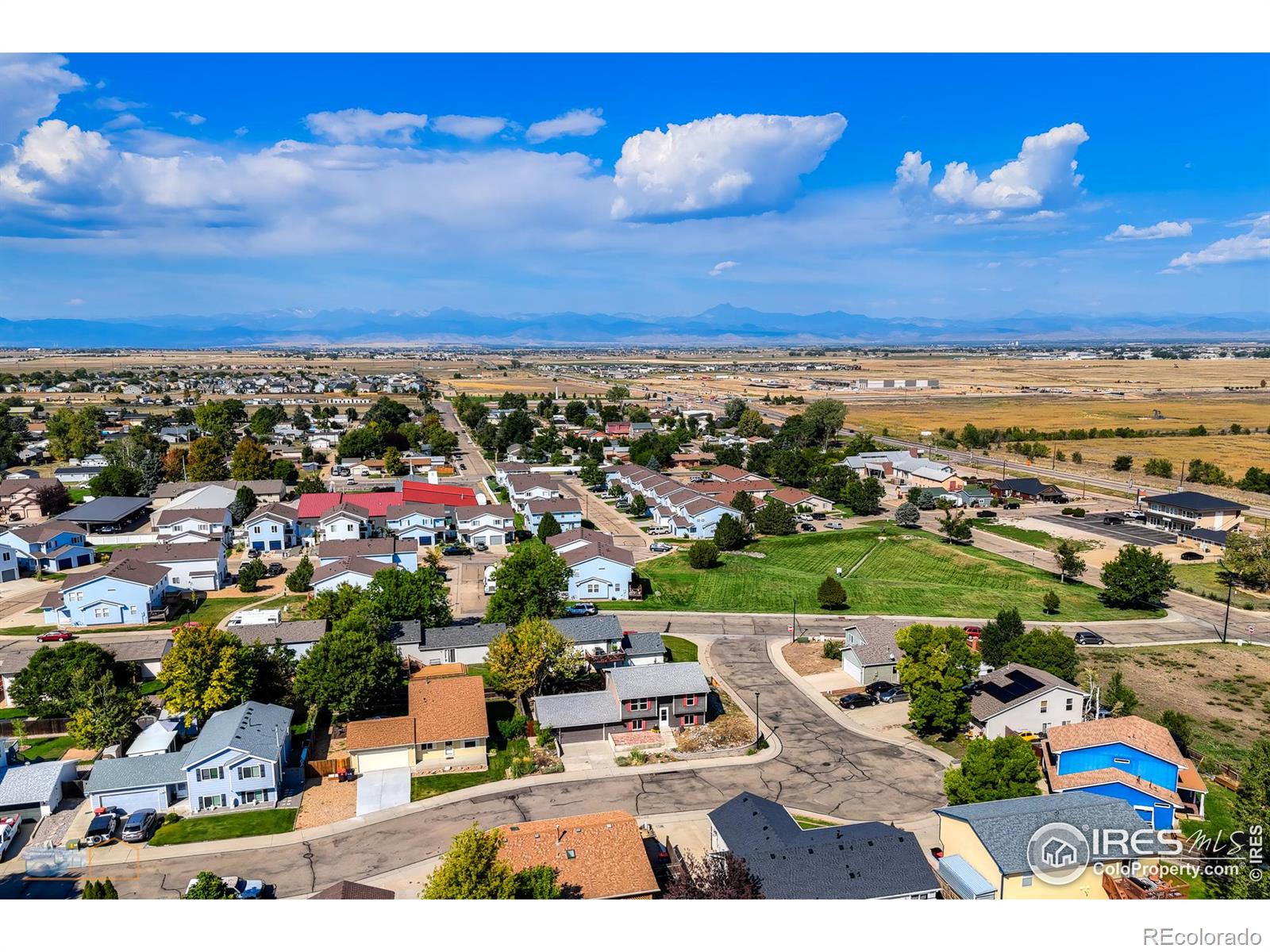 MLS Image #3 for 513  sundance circle,dacono, Colorado