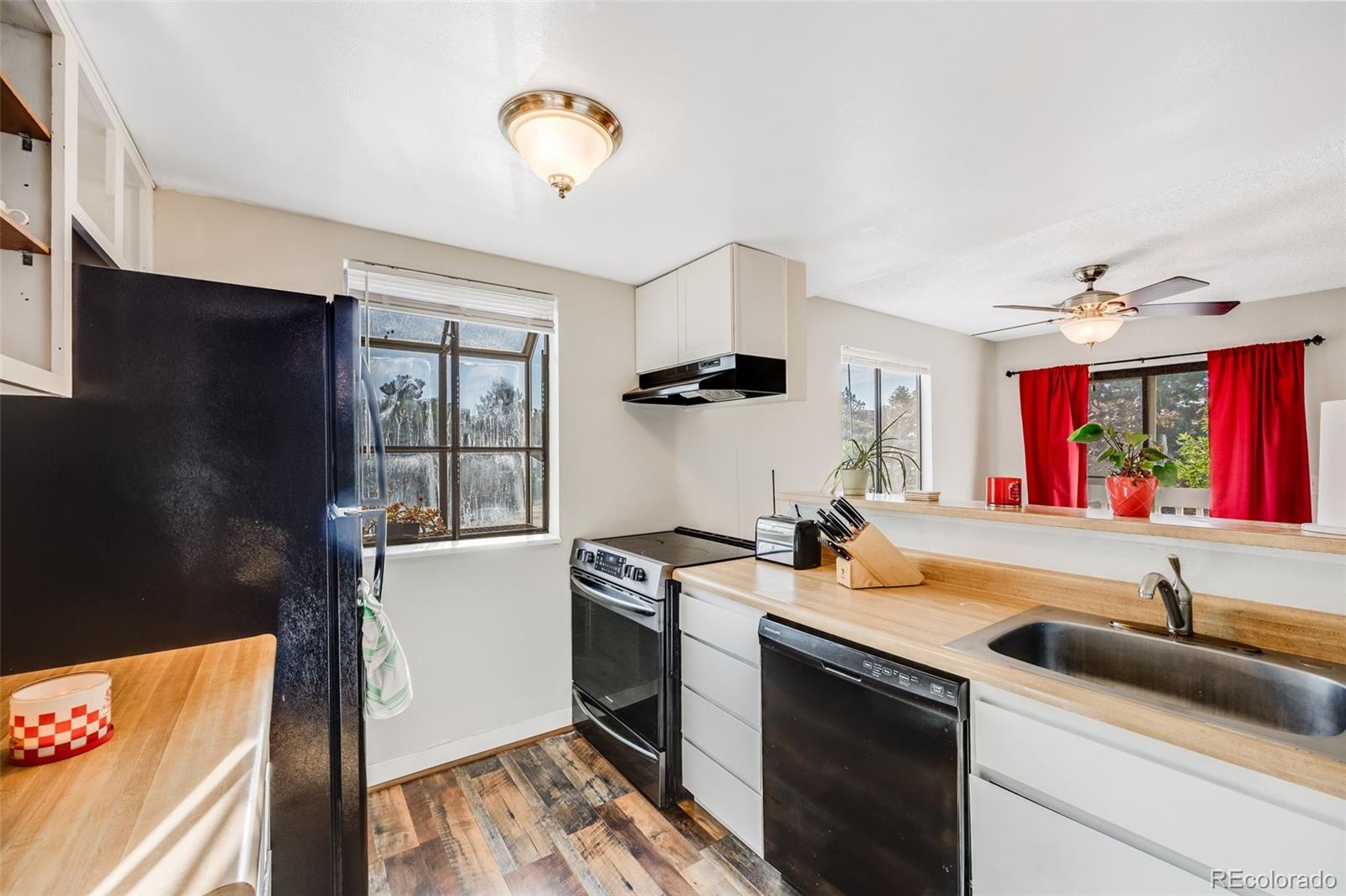 MLS Image #11 for 12490 e cornell avenue,aurora, Colorado