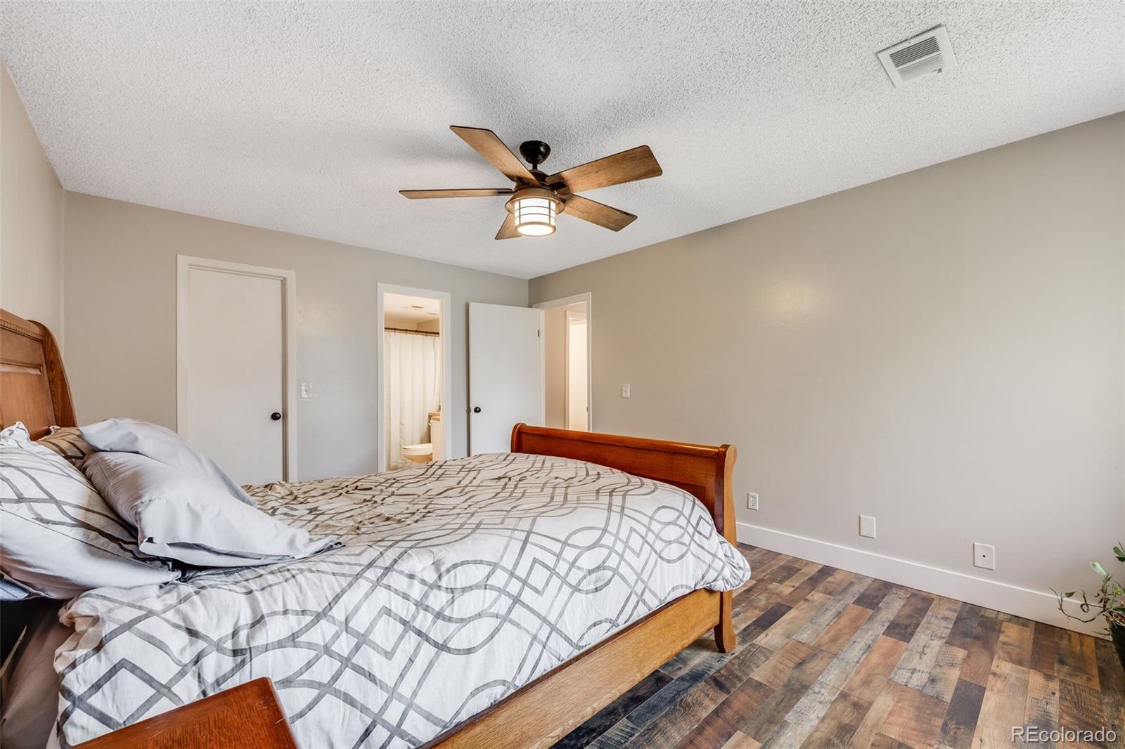 MLS Image #15 for 12490 e cornell avenue,aurora, Colorado