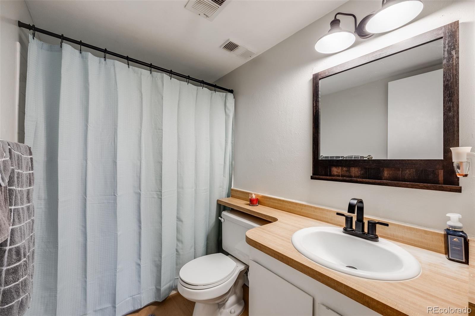 MLS Image #16 for 12490 e cornell avenue,aurora, Colorado