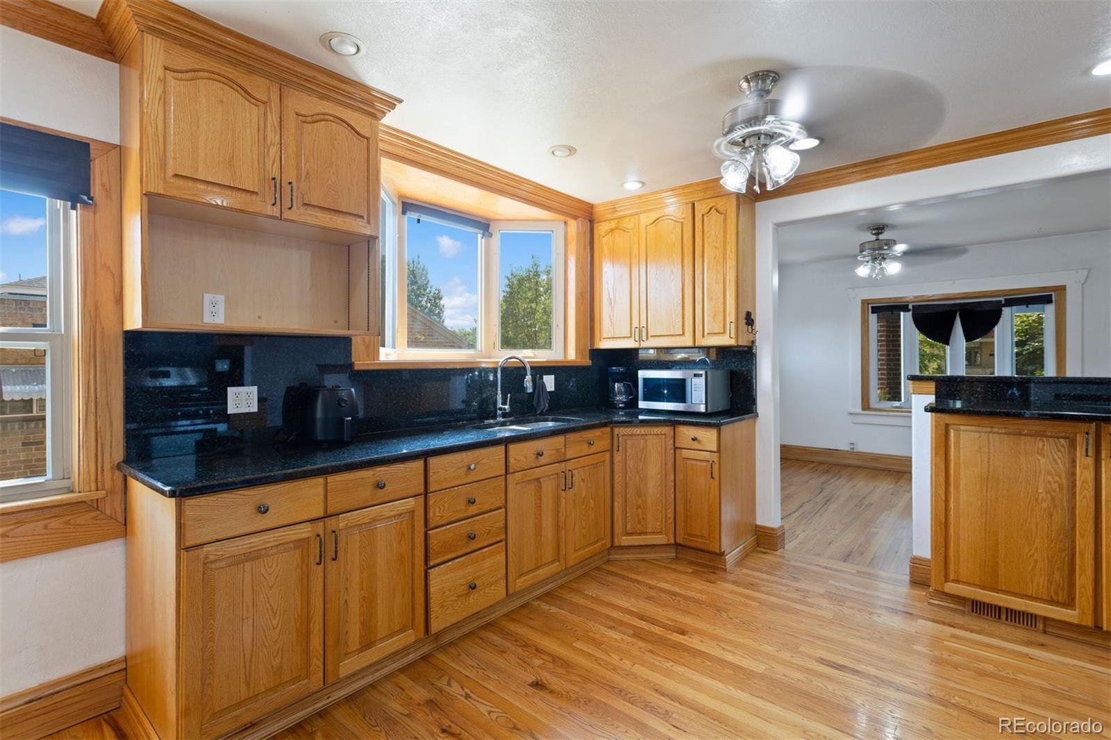 MLS Image #15 for 3163 w 40th avenue,denver, Colorado