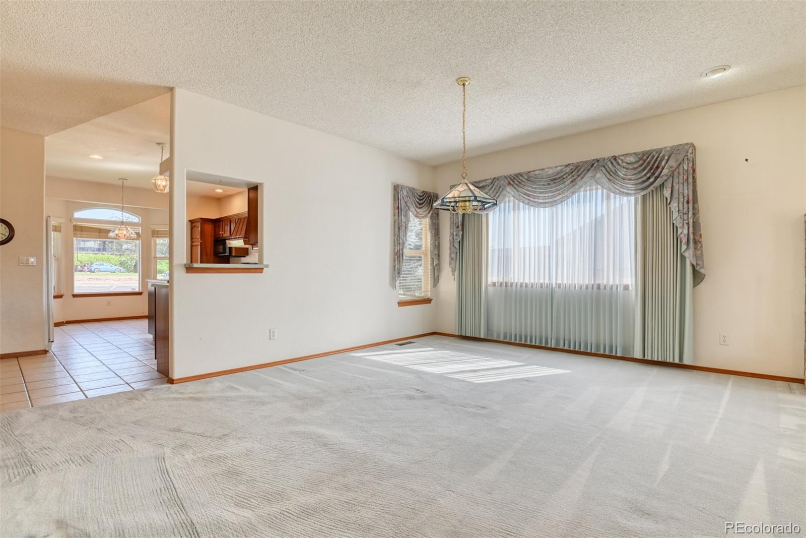 MLS Image #13 for 473  valley hi circle,colorado springs, Colorado