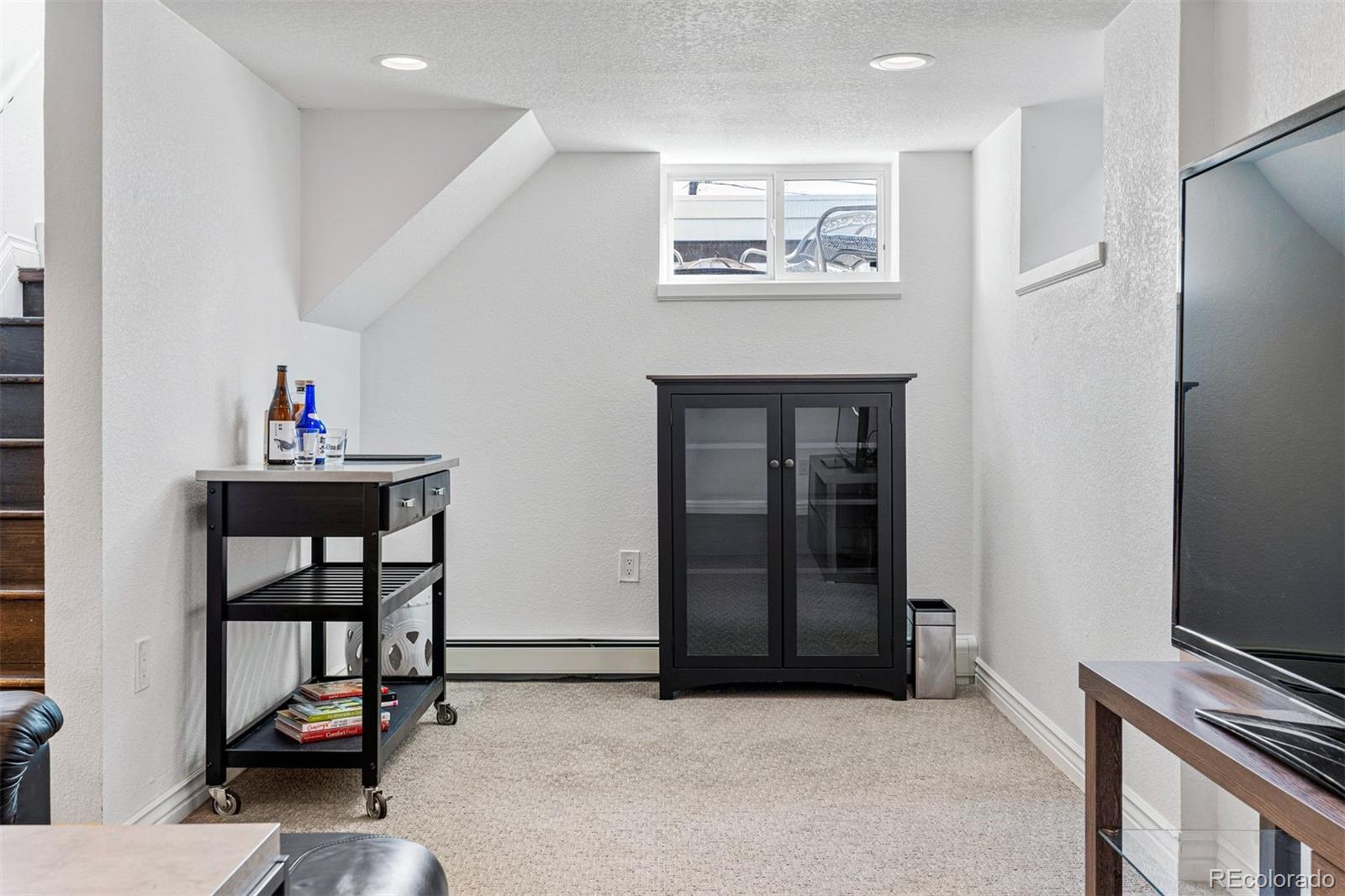 MLS Image #29 for 744 s grant street,denver, Colorado