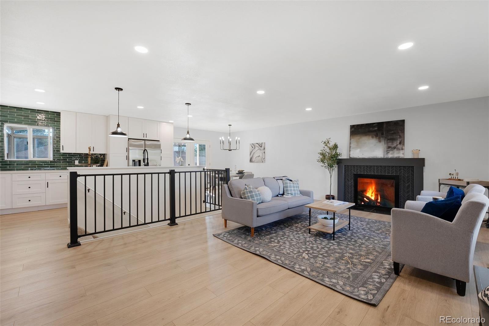 MLS Image #15 for 3034  leyden street,denver, Colorado