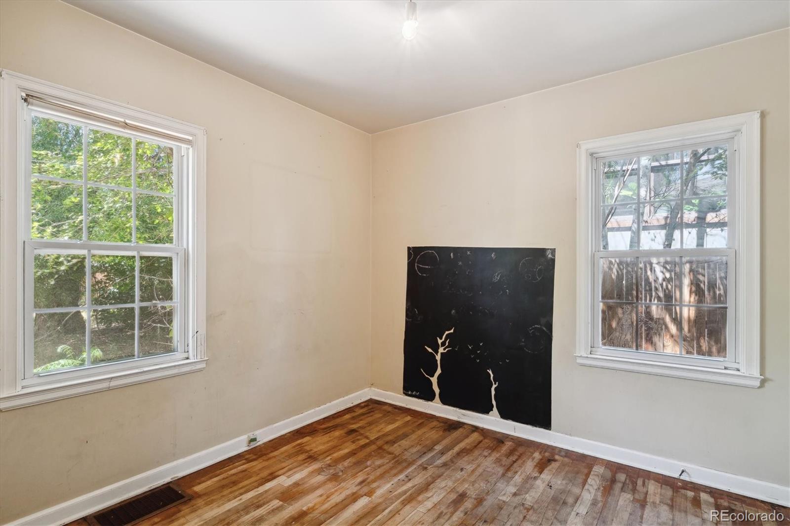 MLS Image #12 for 3031 n milwaukee street,denver, Colorado