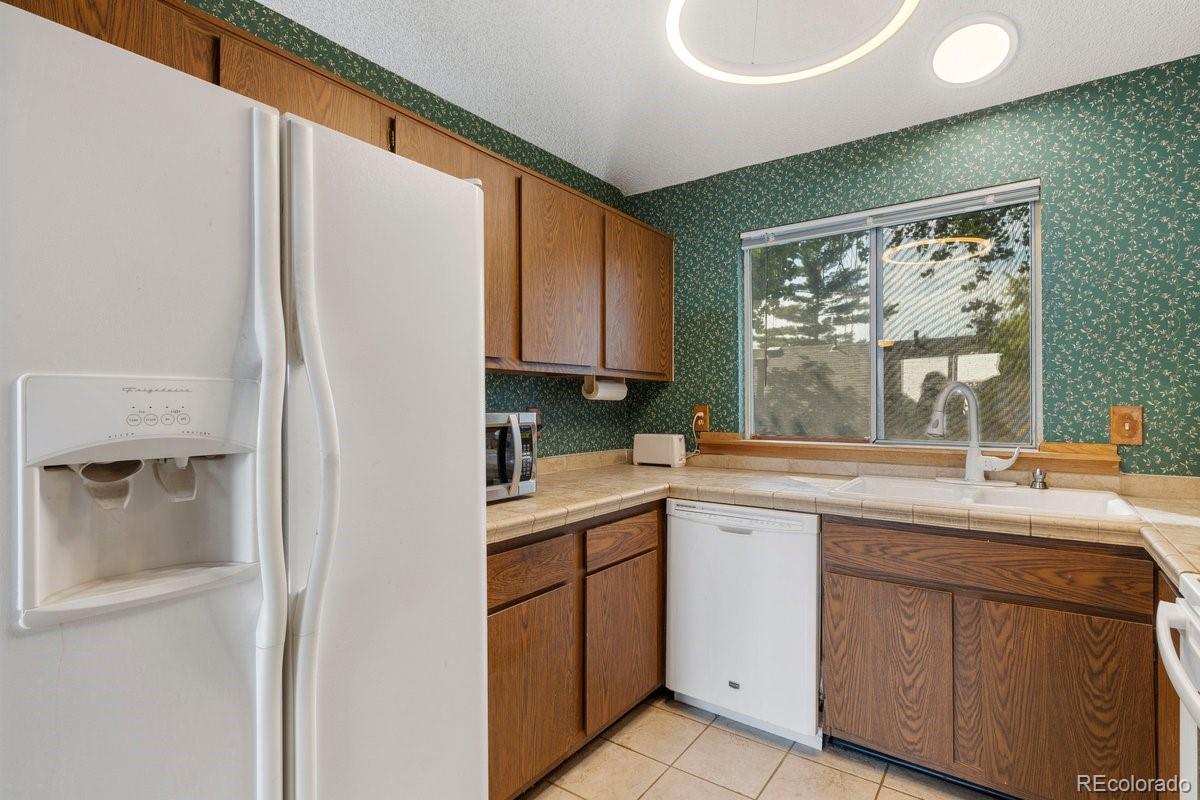 MLS Image #11 for 16935 e temple place,aurora, Colorado