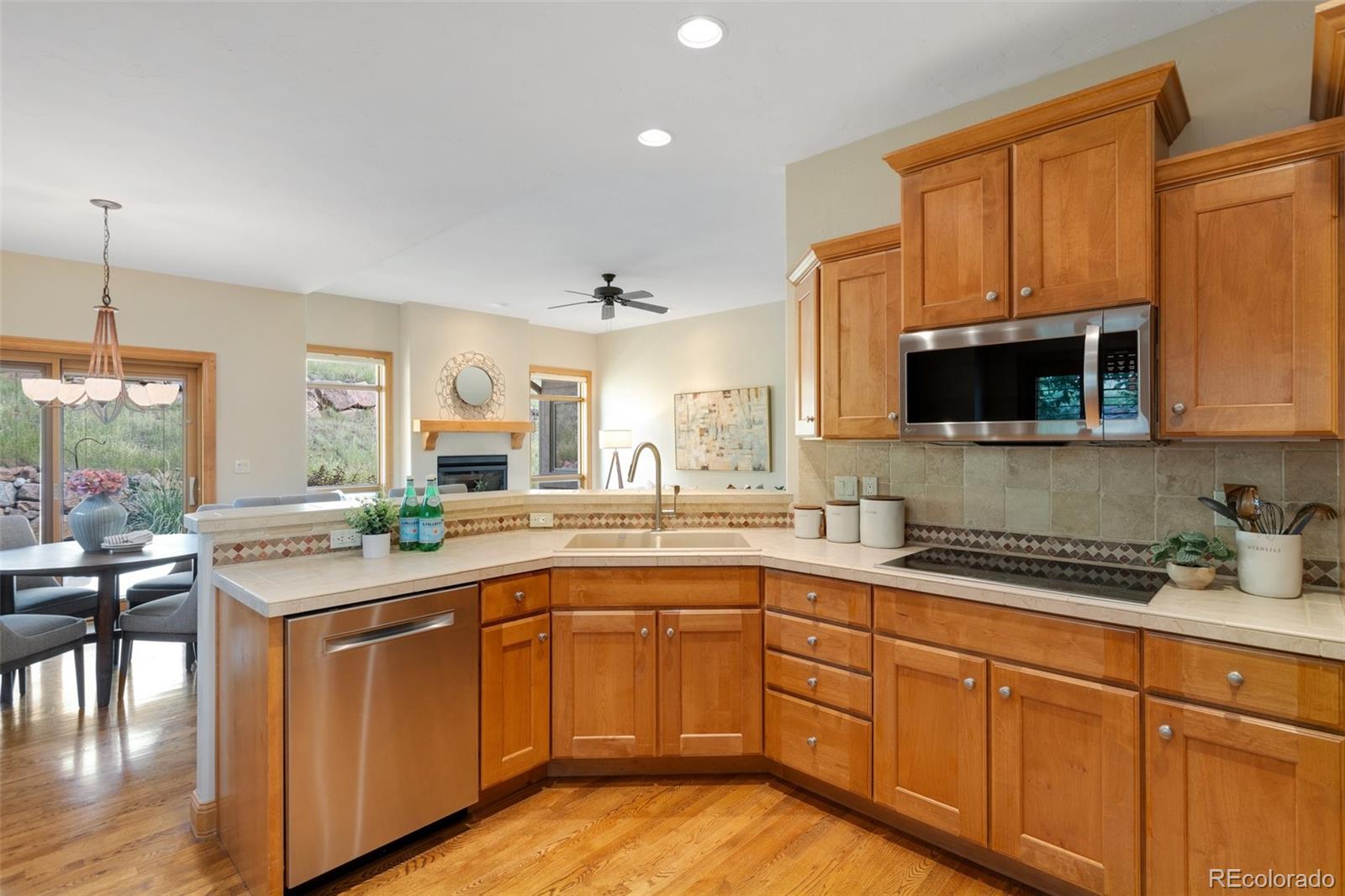 MLS Image #11 for 672  concerto drive,colorado springs, Colorado