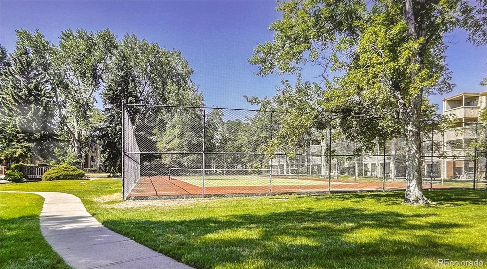 MLS Image #3 for 1300 s parker road,denver, Colorado