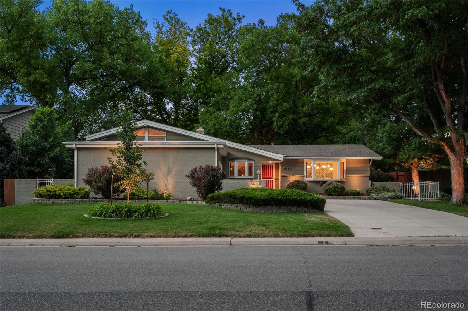 MLS Image #2 for 6170 s ivy street,centennial, Colorado