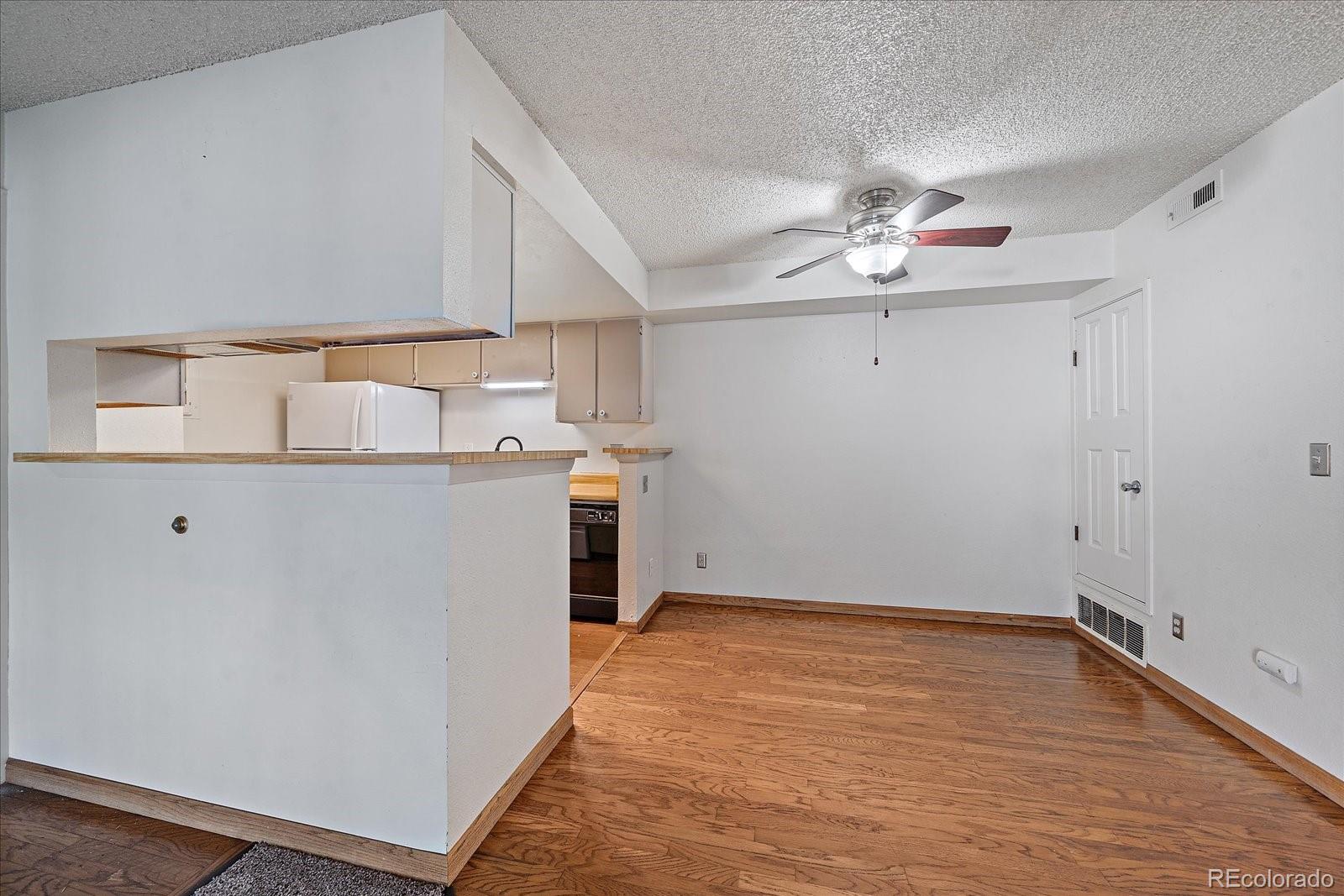 MLS Image #5 for 14142 e colorado drive,aurora, Colorado