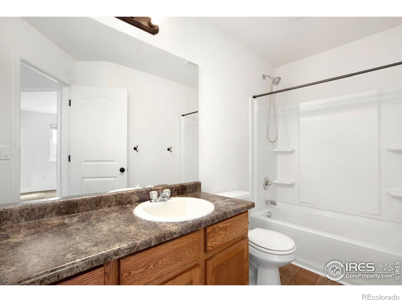 MLS Image #16 for 506  planter lane,platteville, Colorado