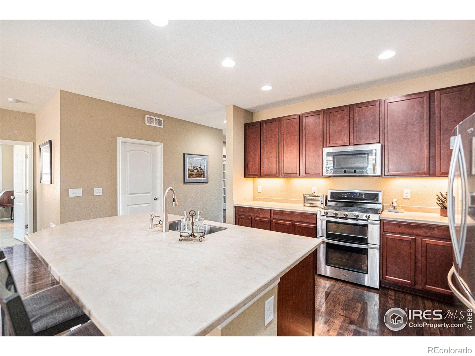 MLS Image #8 for 15915  st paul street,thornton, Colorado