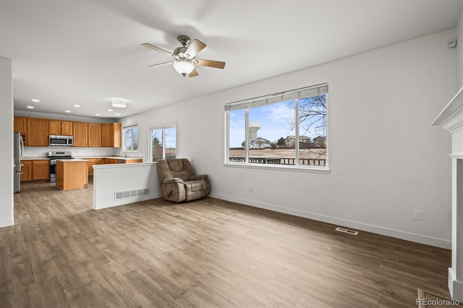 MLS Image #13 for 4625  wildgrass place,dacono, Colorado