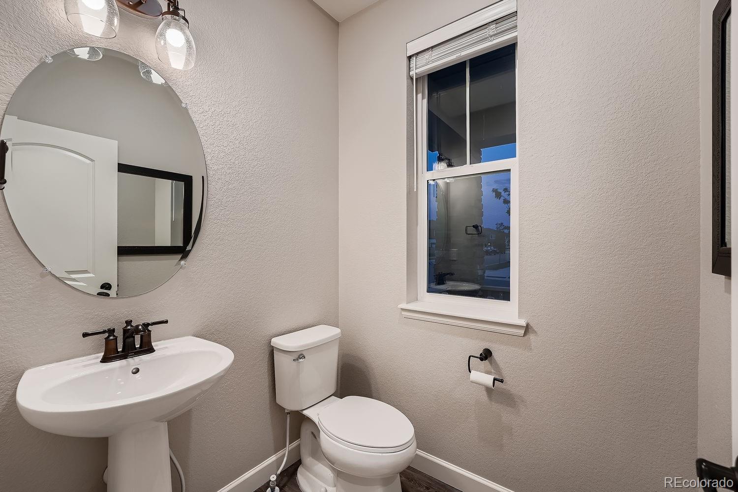 MLS Image #13 for 21585 e 59th drive,aurora, Colorado