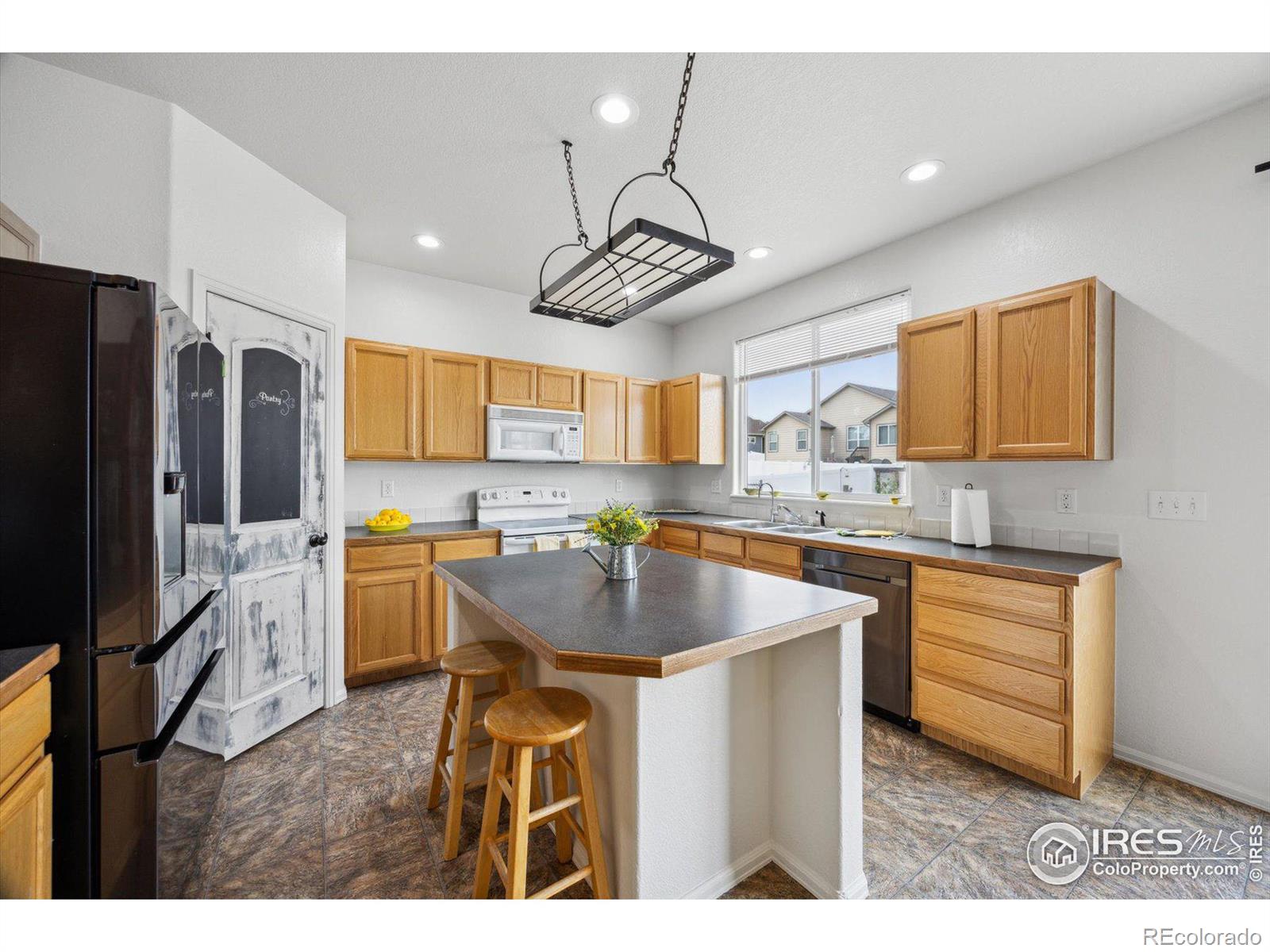 MLS Image #3 for 3371  hackberry lane,johnstown, Colorado