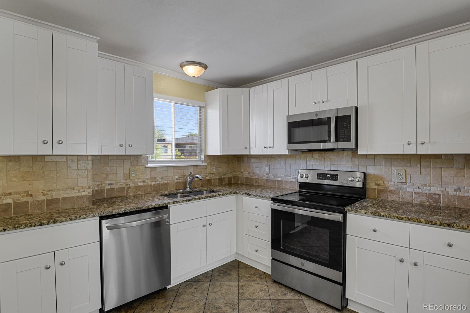 MLS Image #6 for 1880  granby court,aurora, Colorado