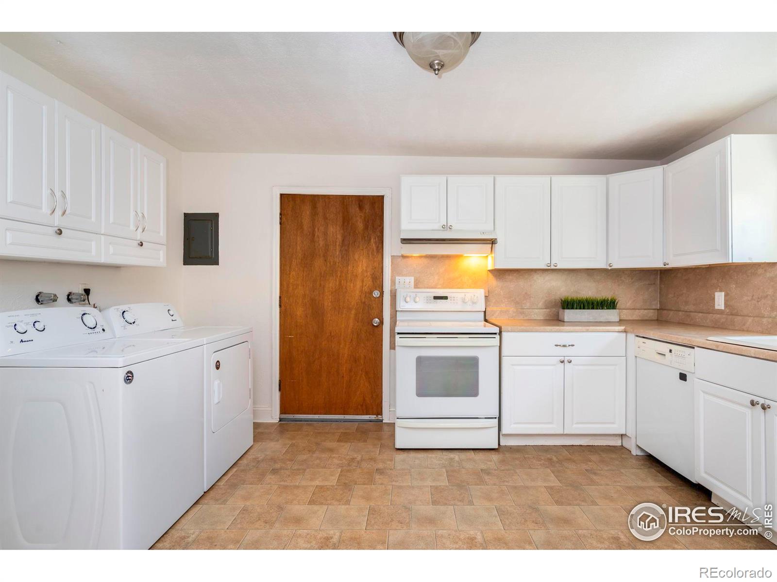 MLS Image #9 for 1012  coffman street,longmont, Colorado