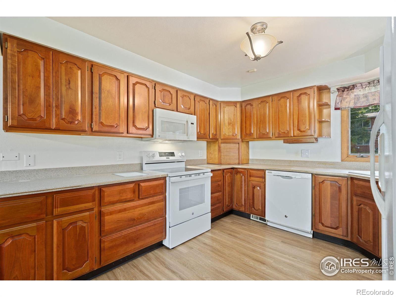 MLS Image #8 for 1814  montview boulevard,greeley, Colorado