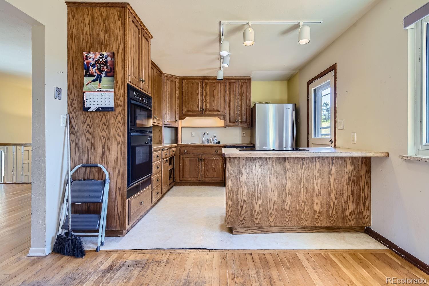 MLS Image #7 for 240 w delaware circle,littleton, Colorado