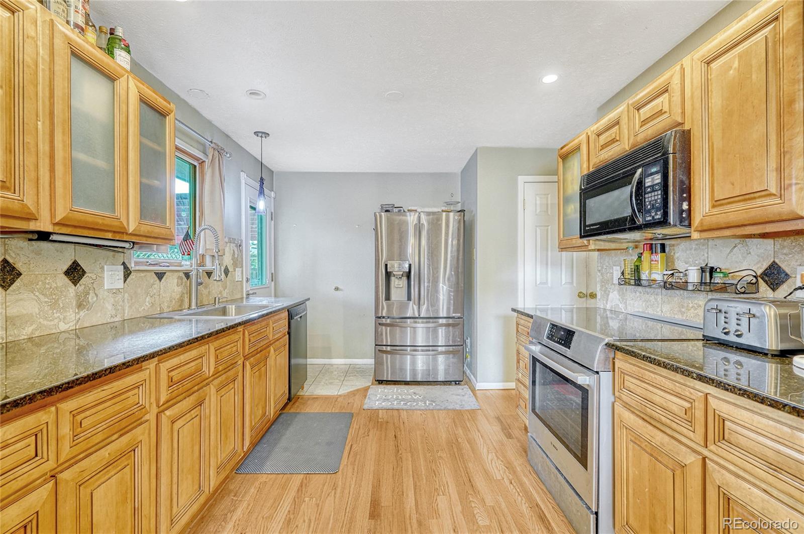 MLS Image #4 for 1314  mount evans drive,longmont, Colorado