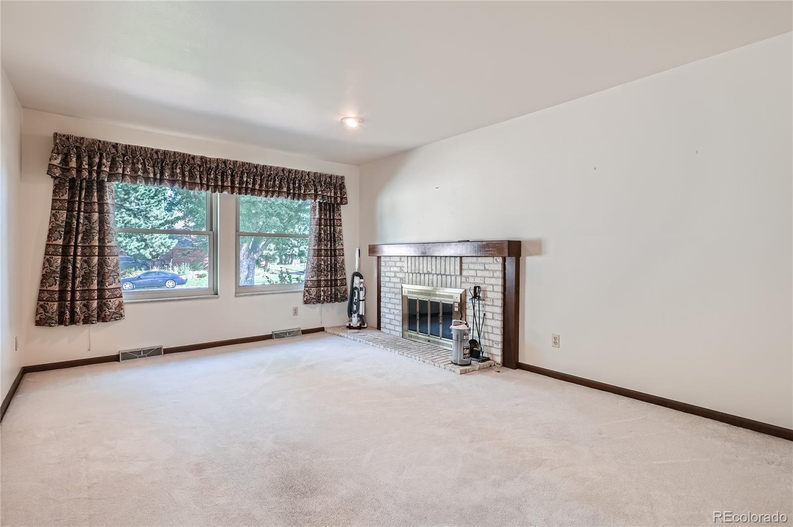 MLS Image #12 for 15398 e saratoga place,aurora, Colorado