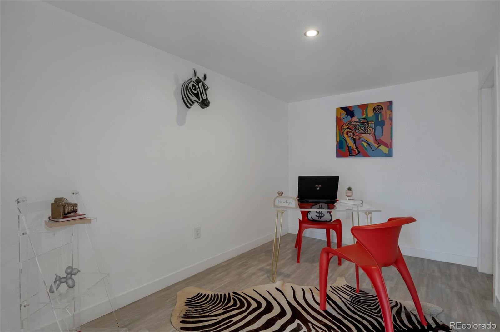 MLS Image #10 for 1131 s raleigh street,denver, Colorado