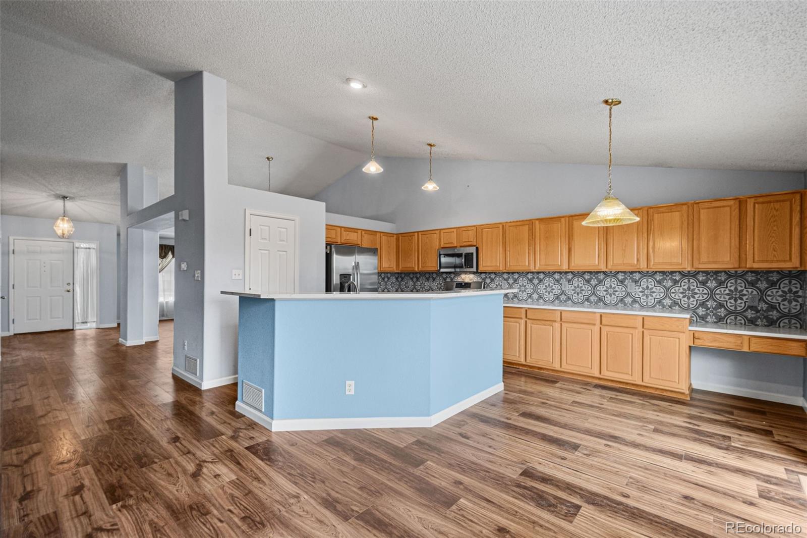 MLS Image #14 for 11480  moline street,commerce city, Colorado
