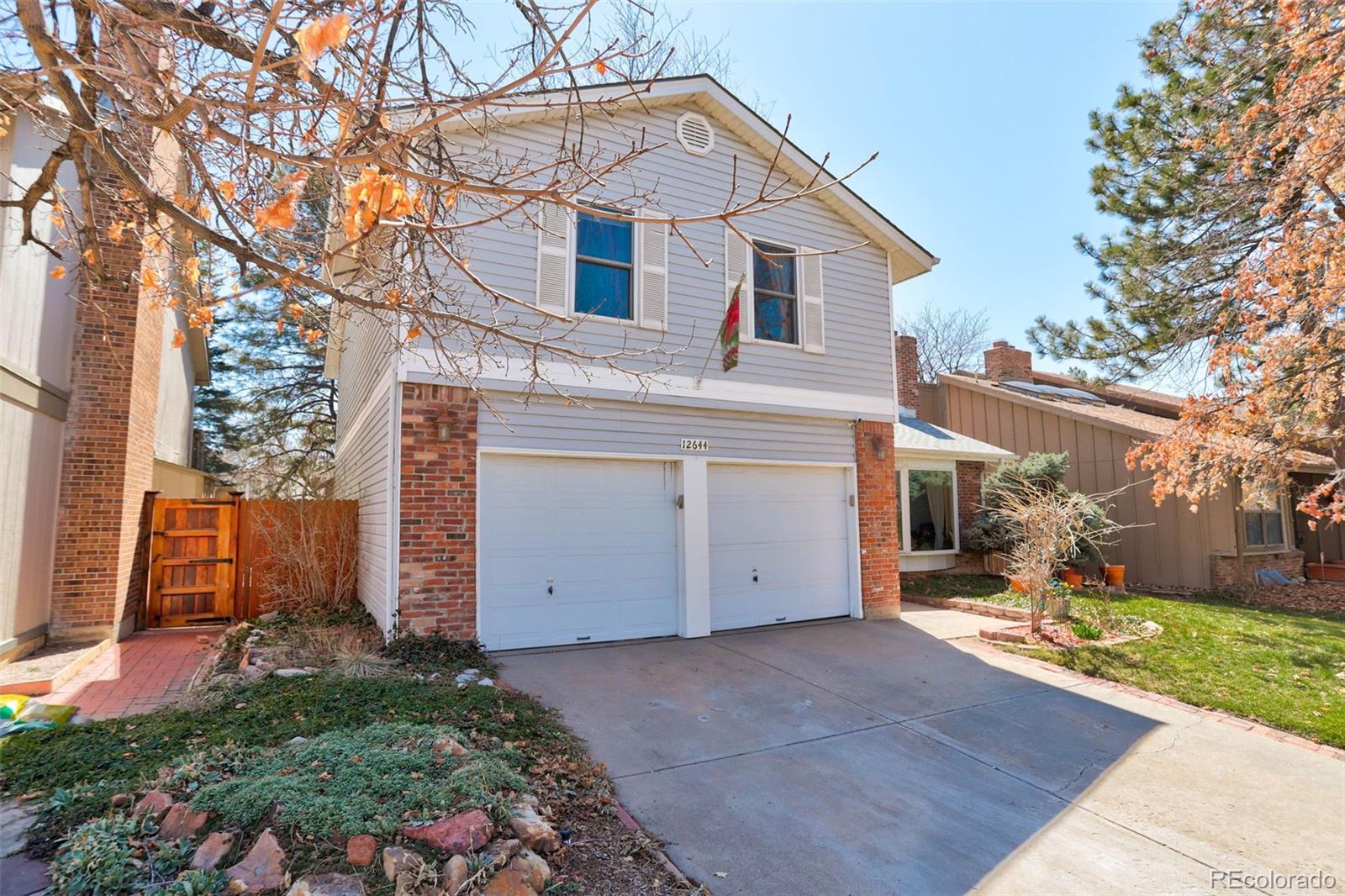 MLS Image #2 for 12644 e bates circle,aurora, Colorado