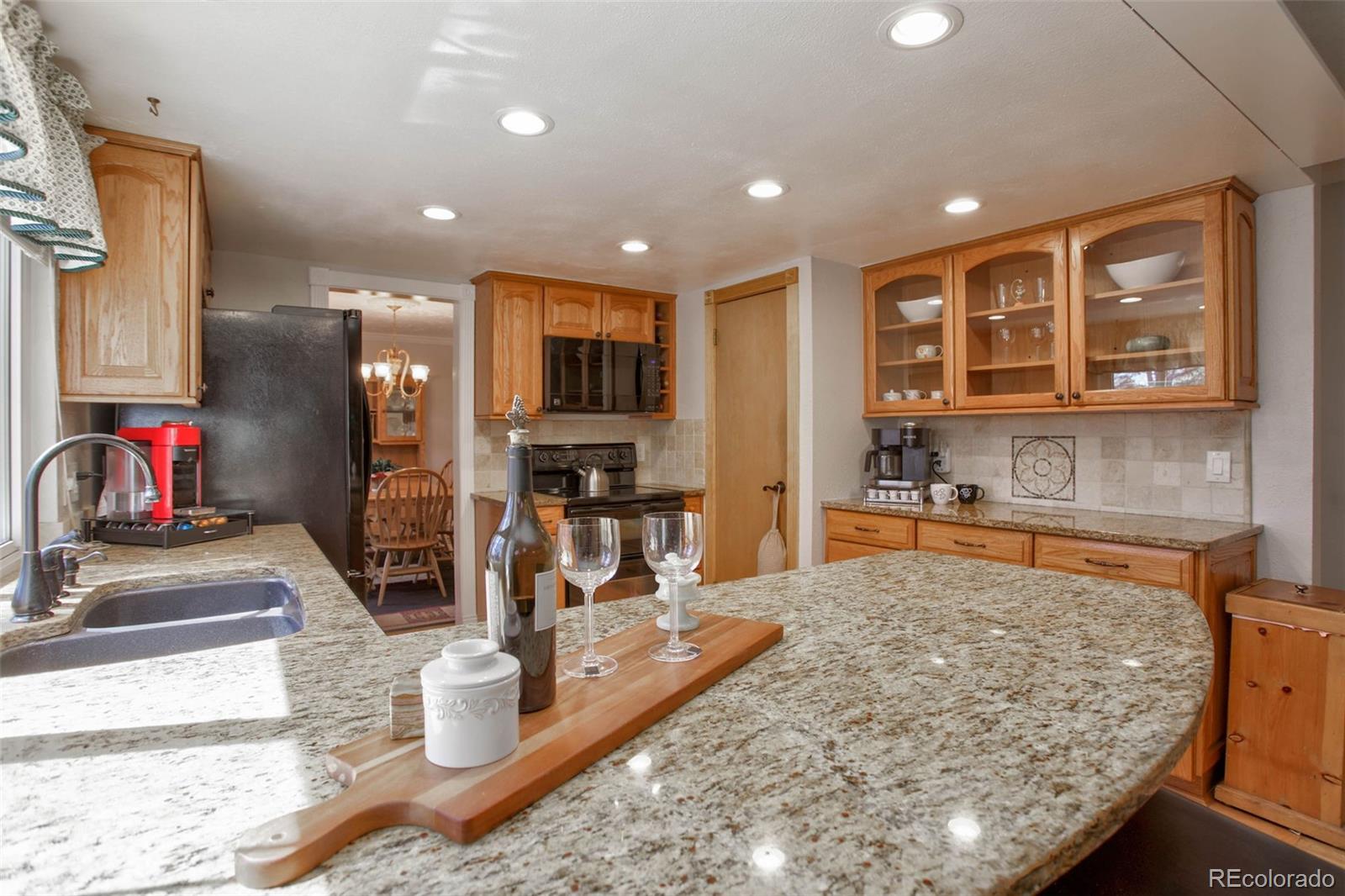 MLS Image #9 for 12644 e bates circle,aurora, Colorado