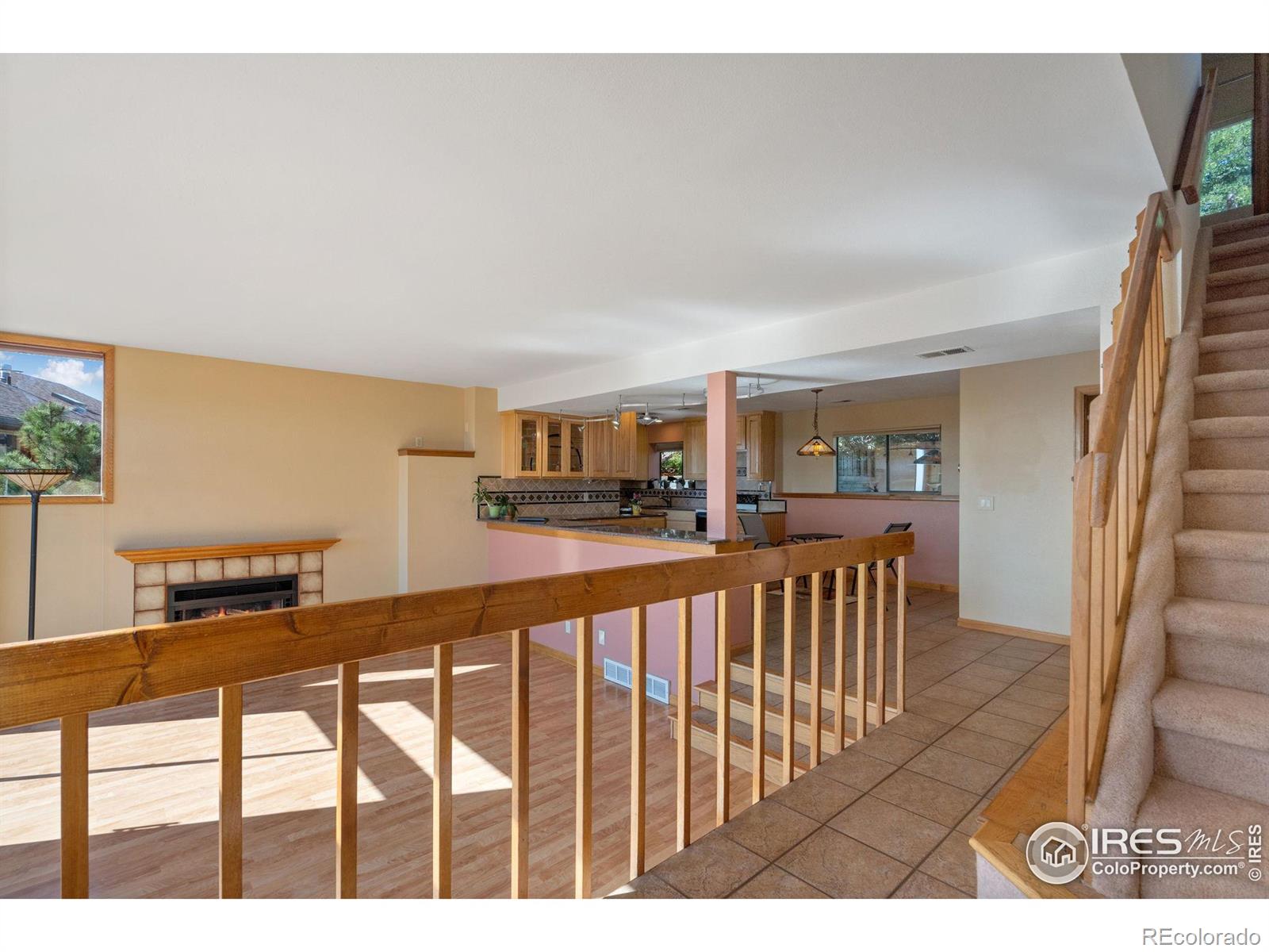 MLS Image #4 for 1605  cliff side drive,loveland, Colorado